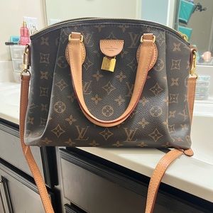Original Louis Vuitton purse